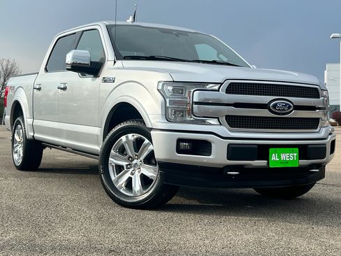 Used 2019 Ford F150 Platinum w/ Equipment Group 701A Luxury image 2