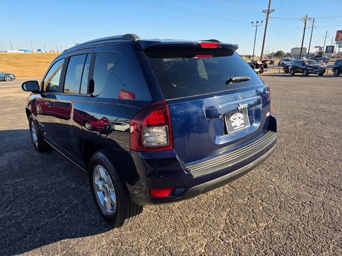 Used 2015 Jeep Compass Latitude image 5