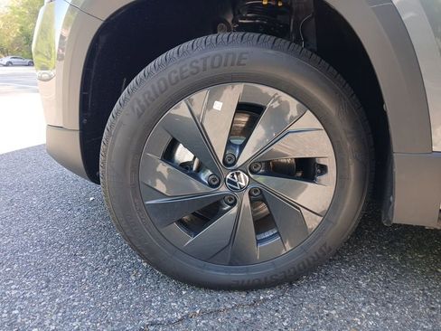 New 2026 Volkswagen Taos S image 25