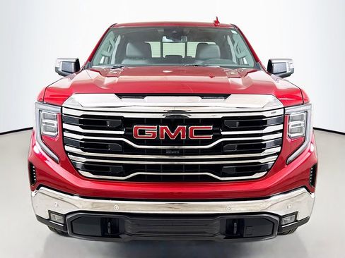 Certified 2026 GMC Sierra 1500 SLT RWD image 2