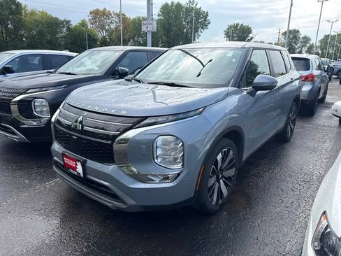 Used 2026 Mitsubishi Outlander SE AWD/4WD image 4