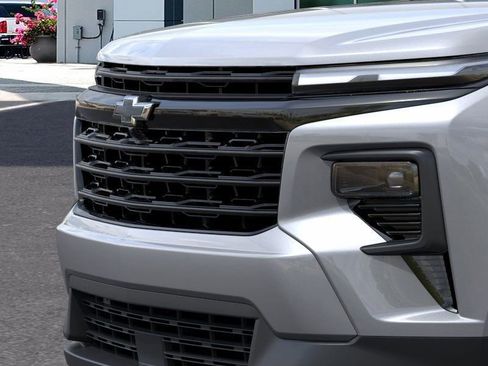 New 2026 Chevrolet Traverse LT w/ Midnight/Sport Edition FWD image 13