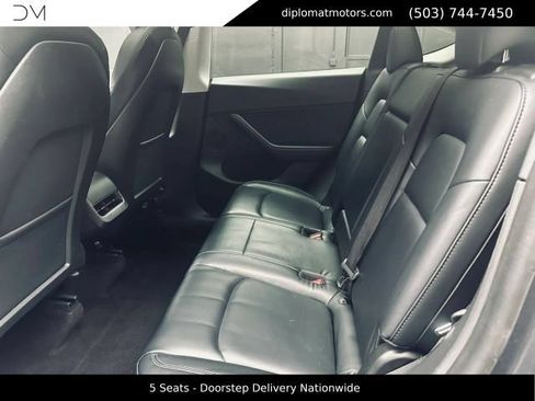 Used 2021 Tesla Model Y Long Range AWD/4WD image 23