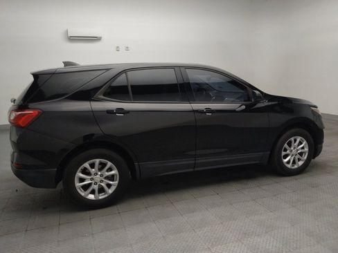 Used 2019 Chevrolet Equinox LS FWD image 10