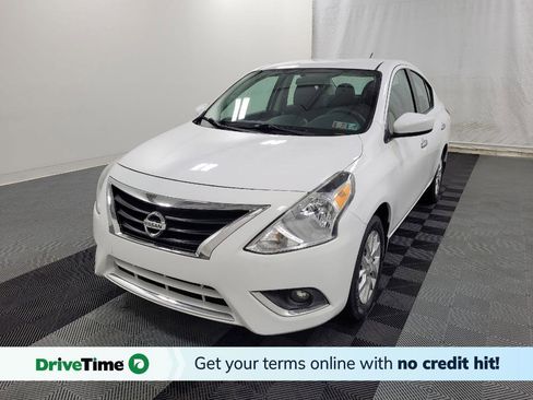 Used 2016 Nissan Versa SV w/ SV Appearance Package FWD image 1