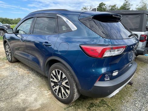 Used 2020 Ford Escape SEL AWD/4WD image 3