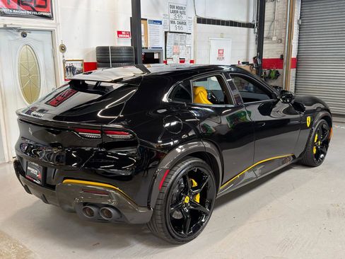 Used 2024 Ferrari Purosangue image 5