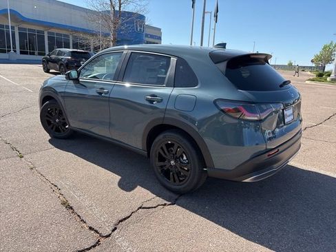 New 2026 Honda HR-V Sport image 4