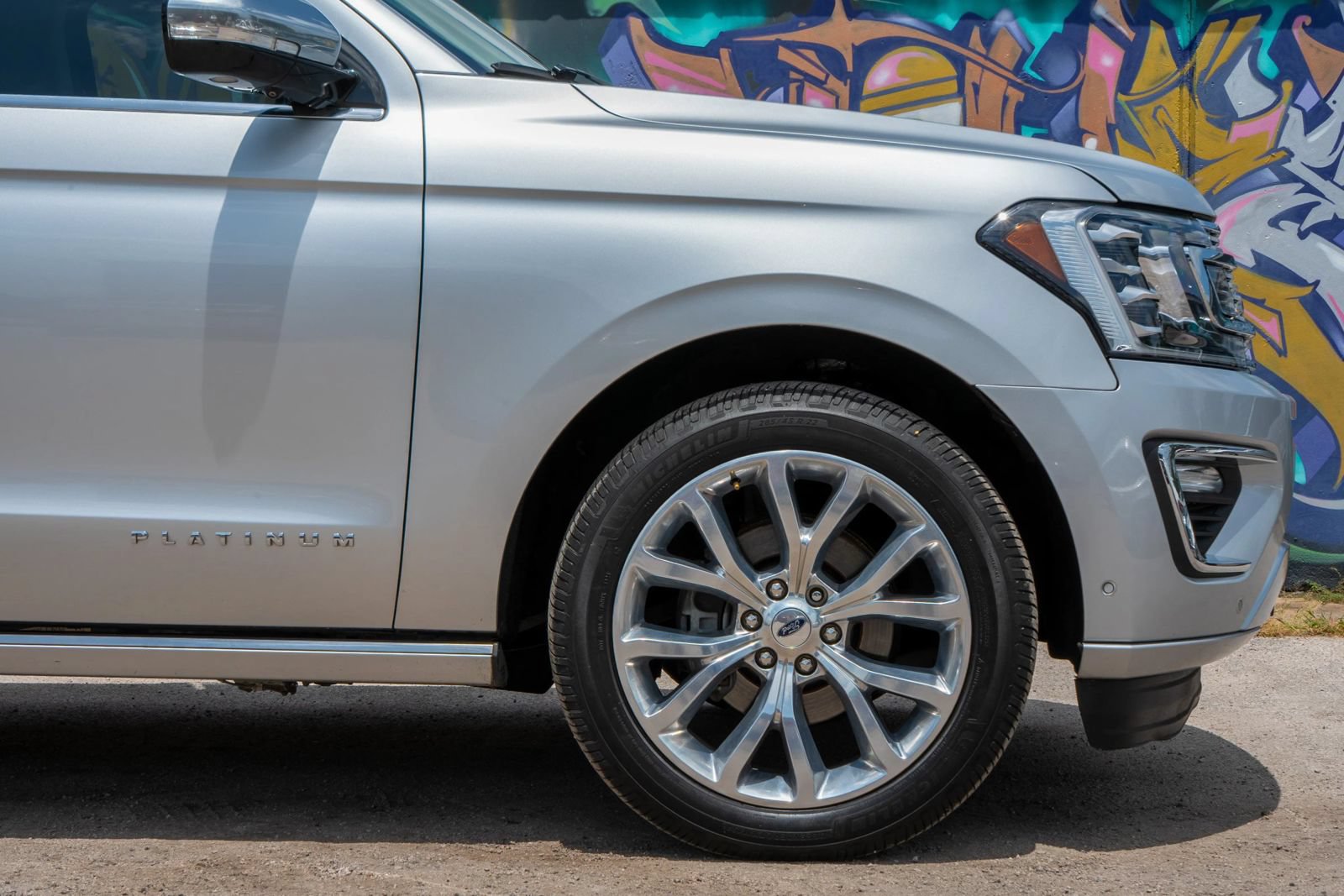 Used 2018 Ford Expedition Max Platinum AWD/4WD image 16