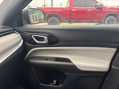 Used 2025 Jeep Compass Limited image 7