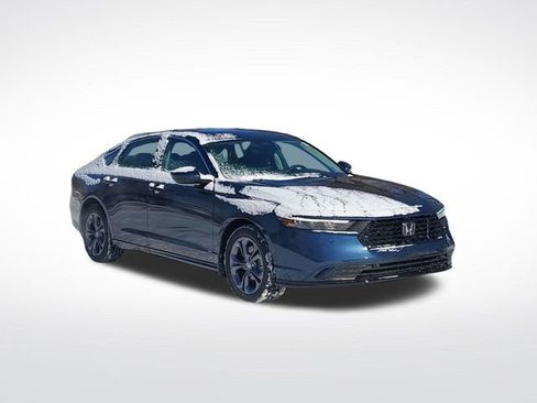 New 2025 Honda Accord EX-L image 4