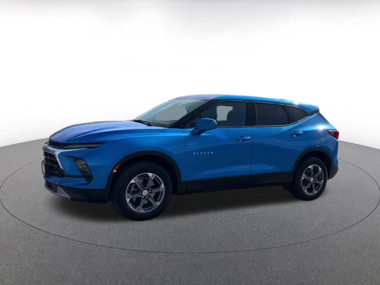 Used 2026 Chevrolet Blazer LT AWD/4WD image 7