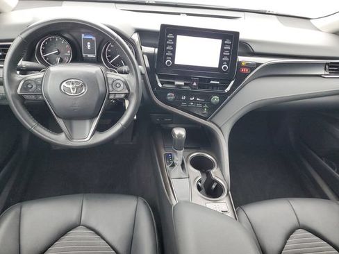Used 2024 Toyota Camry SE FWD image 10