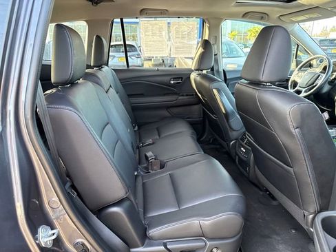 Certified 2022 Honda Pilot Special Edition image 18