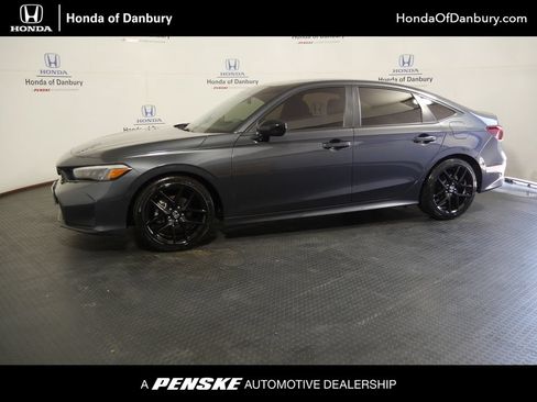 Used 2025 Honda Civic Sport image 1