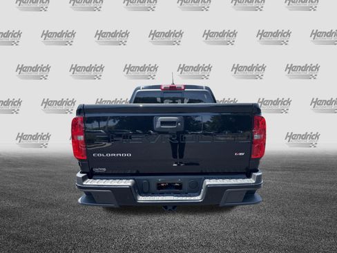 Used 2022 Chevrolet Colorado Z71 AWD/4WD image 10