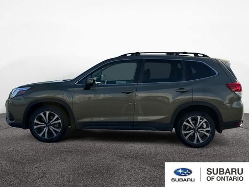 Used 2023 Subaru Forester Limited image 2