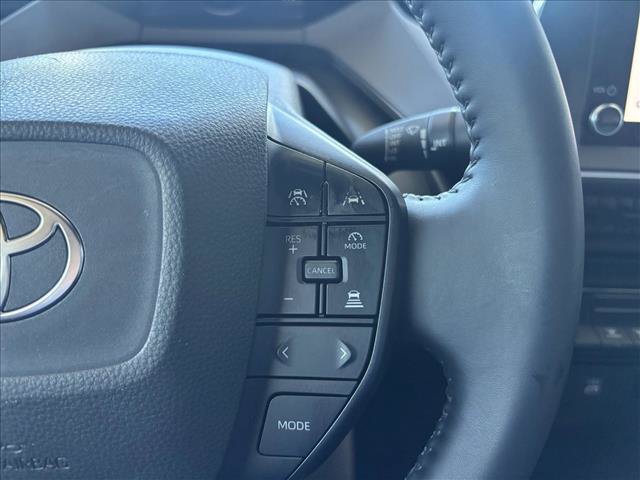 Used 2023 Toyota Prius LE FWD image 19