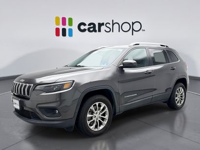 Used 2019 Jeep Cherokee Latitude Plus w/ Comfort/Convenience Group