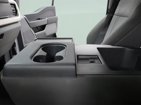 Used 2024 Ford F350 XLT image 18