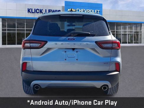 Used 2024 Ford Escape SE image 7