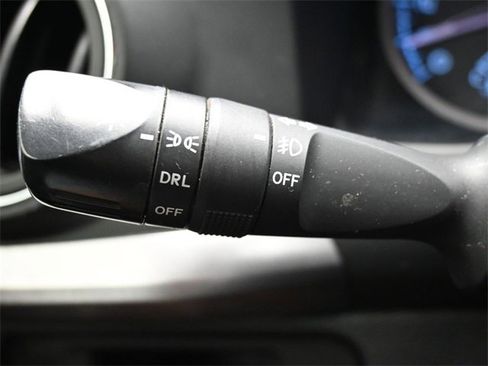 Used 2018 Toyota Tacoma SR5 image 21