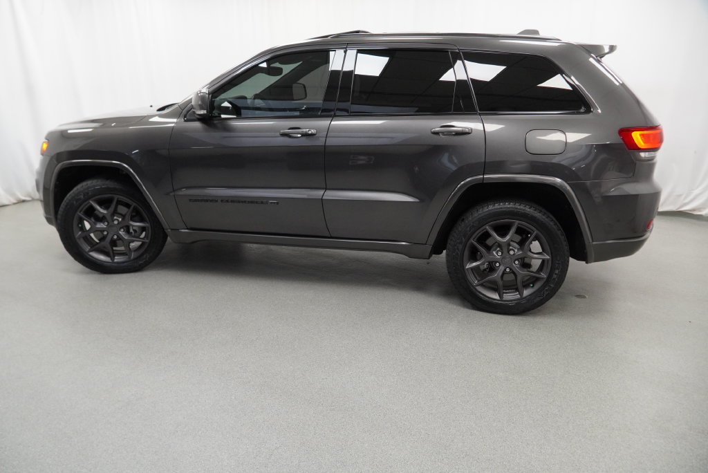 Certified 2021 Jeep Grand Cherokee Limited w/ Quick Order Package 28K 80th AWD/4WD image 6
