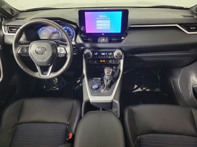 Used 2025 Toyota RAV4 XSE w/ Advanced Technology Package AWD/4WD image 16