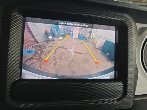 Used 2021 Jeep Wrangler Islander image 21