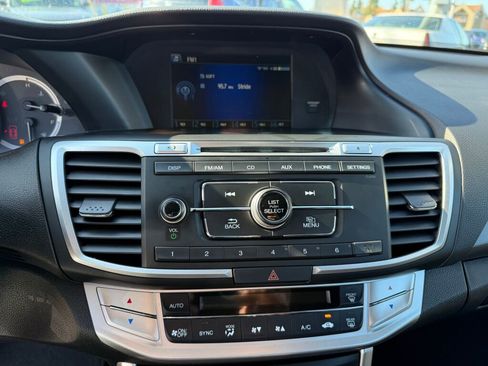 Used 2014 Honda Accord LX image 10