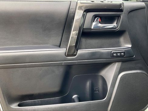 Used 2021 Toyota 4Runner Nightshade image 15