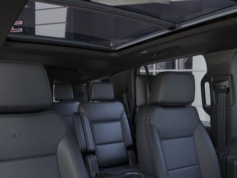 New 2026 GMC Yukon Denali w/ Denali Reserve Package RWD image 24