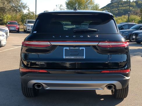 New 2026 Lincoln Corsair Premiere image 4