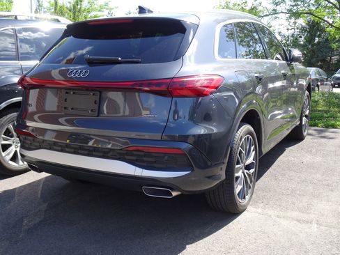 Certified 2025 Audi Q5 Premium Plus AWD/4WD image 4