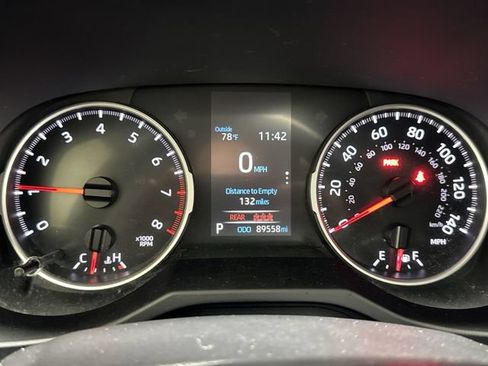 Used 2021 Toyota RAV4 LE AWD/4WD image 15