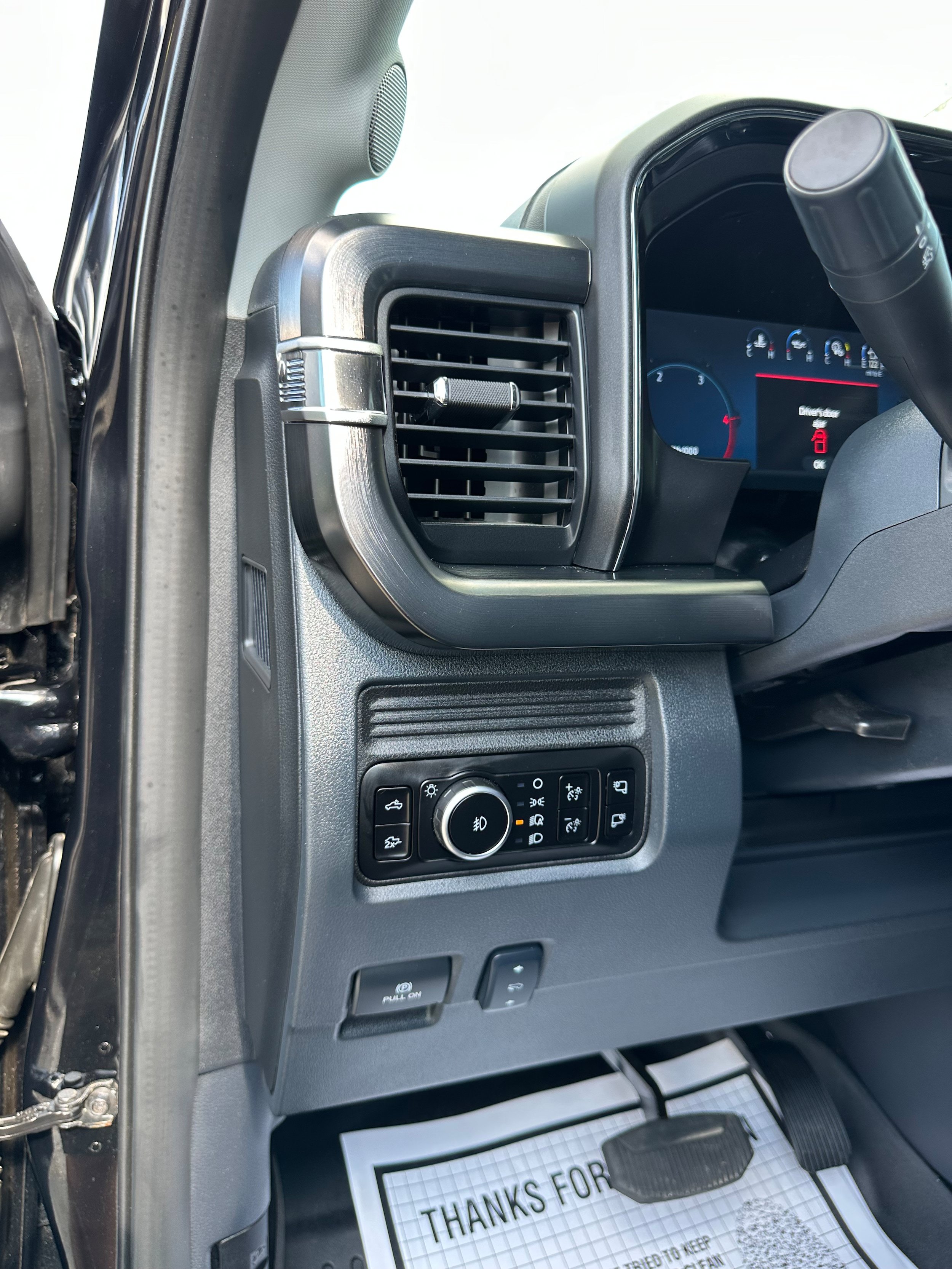 Used 2026 Ford F250 Lariat AWD/4WD image 17