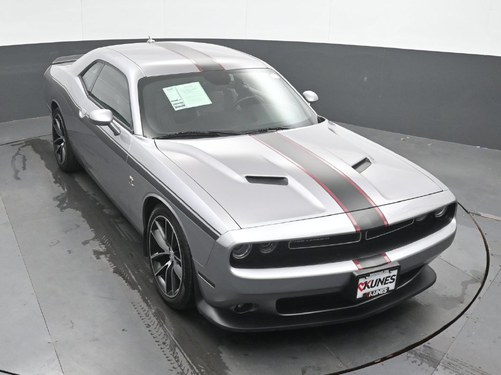 Used 2016 Dodge Challenger R/T Scat Pack RWD image 36
