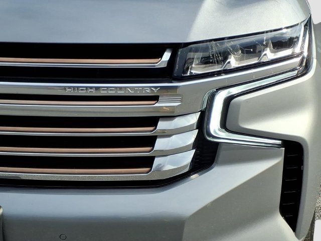 Used 2024 Chevrolet Suburban High Country AWD/4WD image 9