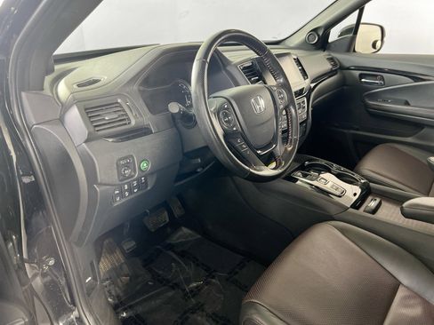 Used 2022 Honda Ridgeline Black Edition image 9