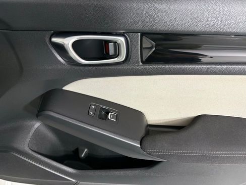 Used 2022 Honda Civic EX image 12