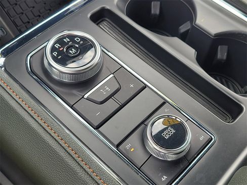 Certified 2024 Ford Expedition Timberline image 27