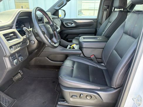 Used 2024 Chevrolet Suburban RST w/ Luxury Package AWD/4WD image 21
