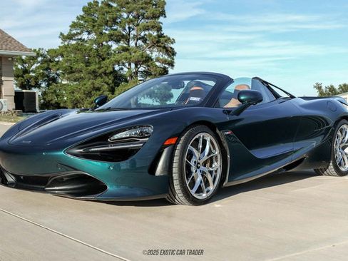 Used 2022 McLaren 720S Spider image 14