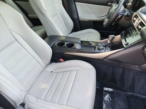 Used 2014 Lexus IS 250 w/ F-Sport Package RWD image 16