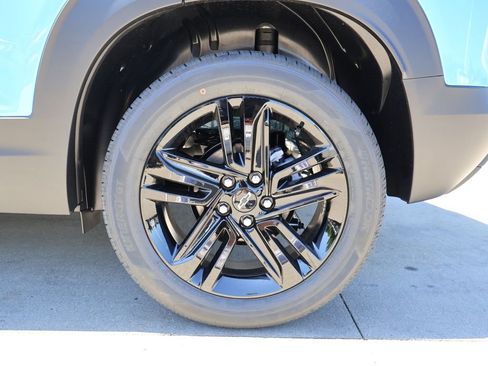 New 2026 Chevrolet TrailBlazer LT w/ Convenience Package AWD/4WD image 40