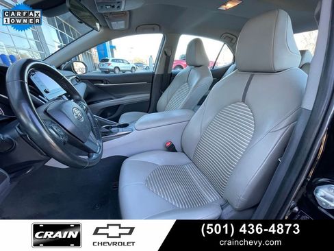 Used 2023 Toyota Camry SE image 22