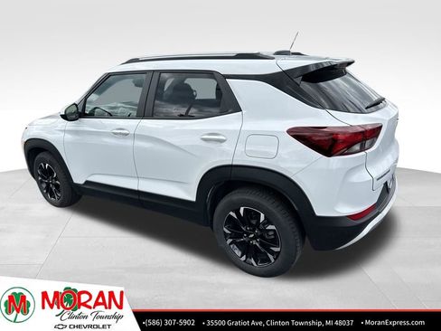 Certified 2023 Chevrolet TrailBlazer LT FWD image 3