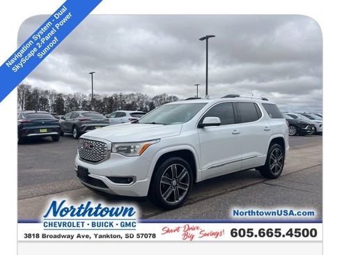Used 2017 GMC Acadia Denali w/ Technology Package image 1