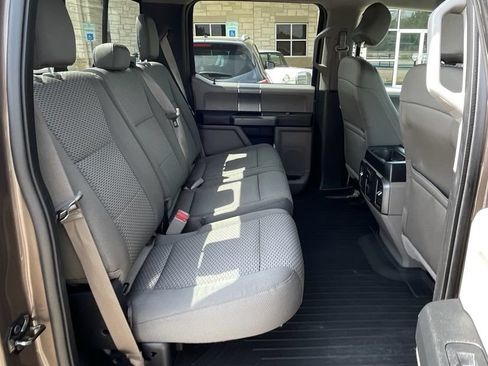 Used 2016 Ford F150 XLT w/ Equipment Group 302A Luxury AWD/4WD image 28