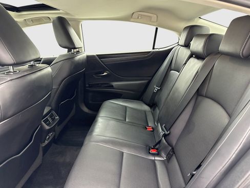 Used 2022 Lexus ES 300h w/ Premium Package FWD image 38